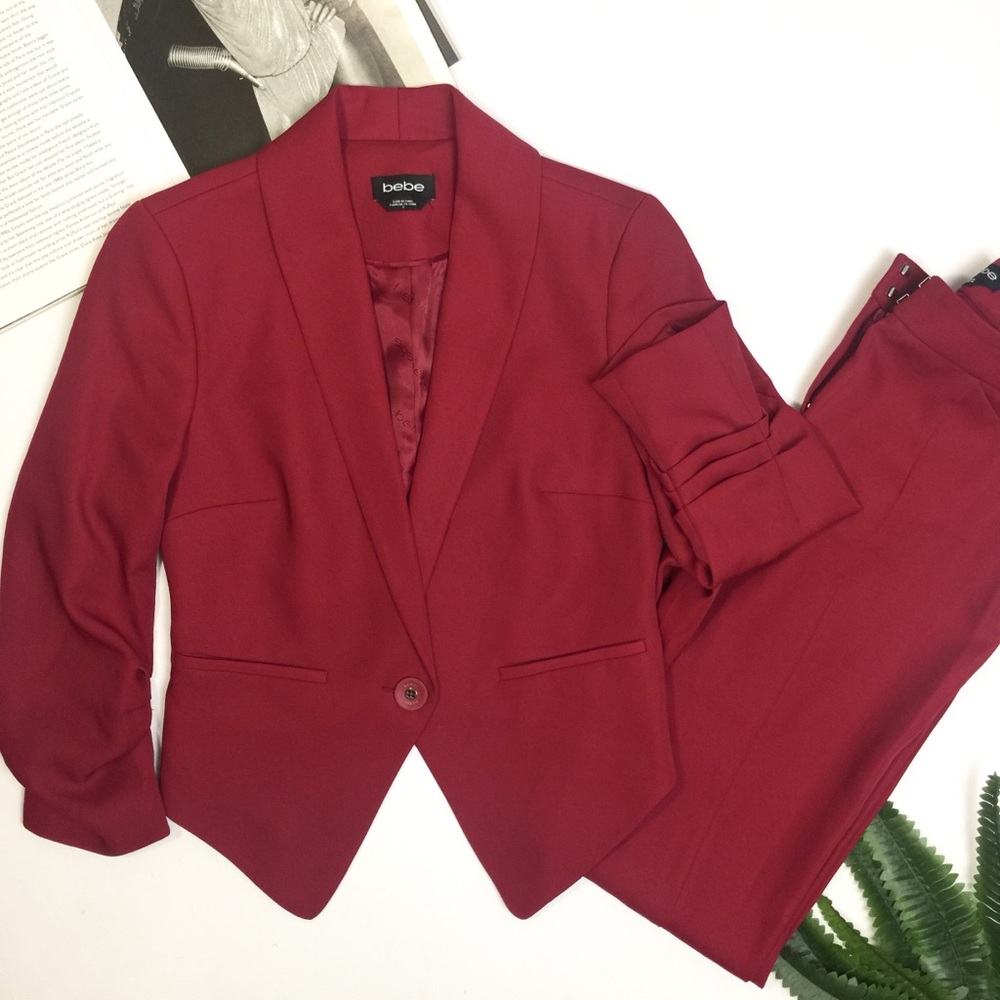 Bebe Ramba Red 3/4 Sleeve PantSuit